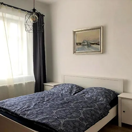 דירה Apartman V Sedmidomku