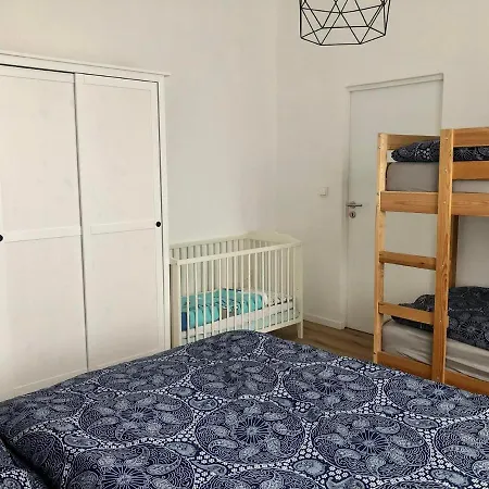 דירה Apartman V Sedmidomku