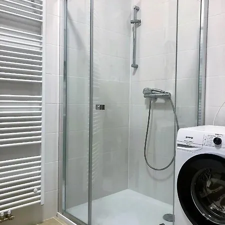 דירה Apartman V Sedmidomku *
