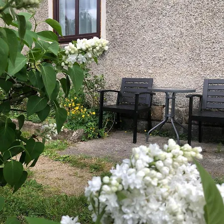 Apartman V Sedmidomku Lejlighed *