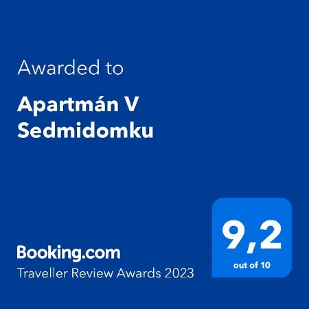 Apartman V Sedmidomku Lejlighed Desná